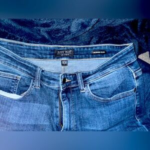 Judy Blue Non Distressed Crop Slim Jeans Size 11